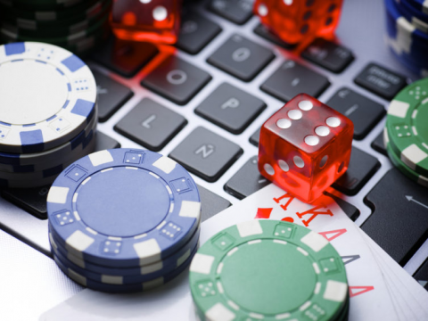 Bagaimana mempersiapkan diri Anda sebelum mulai bermain game kasino online?